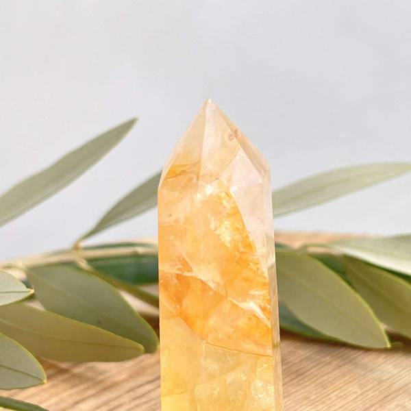 Golden quartz tower - Image 7