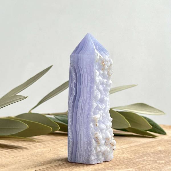 Blue lace agate tower - Image 5