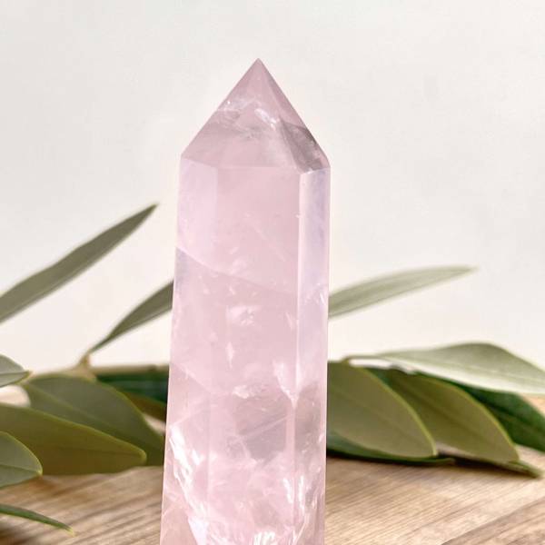 Rose quartz tower - Image 2