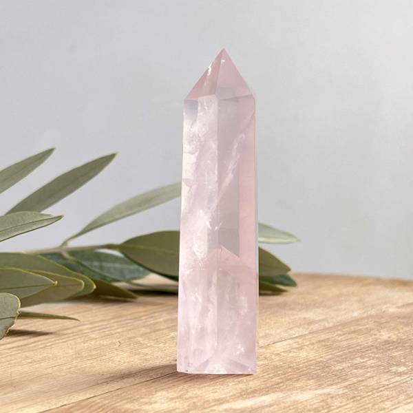Rose quartz tower - Image 3