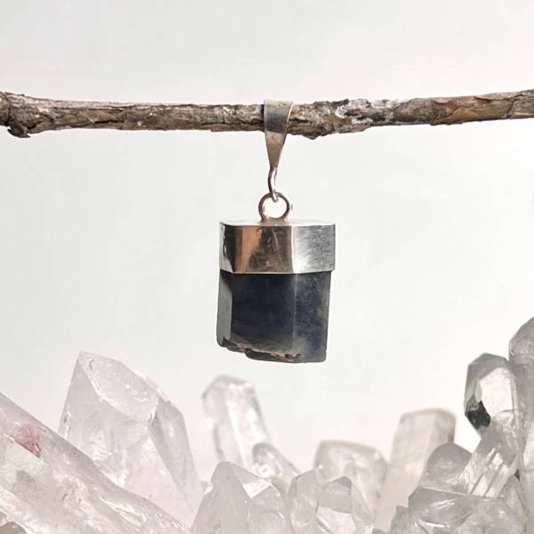 Sapphire pendant - Image 2