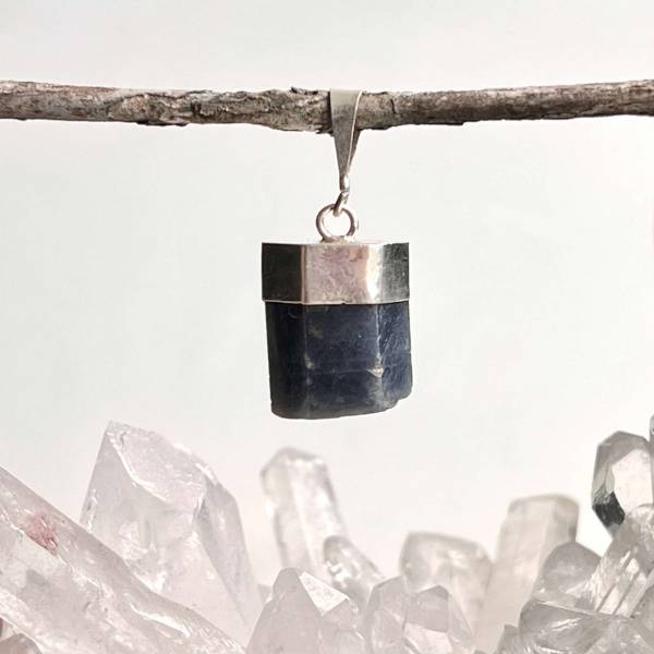 Sapphire pendant