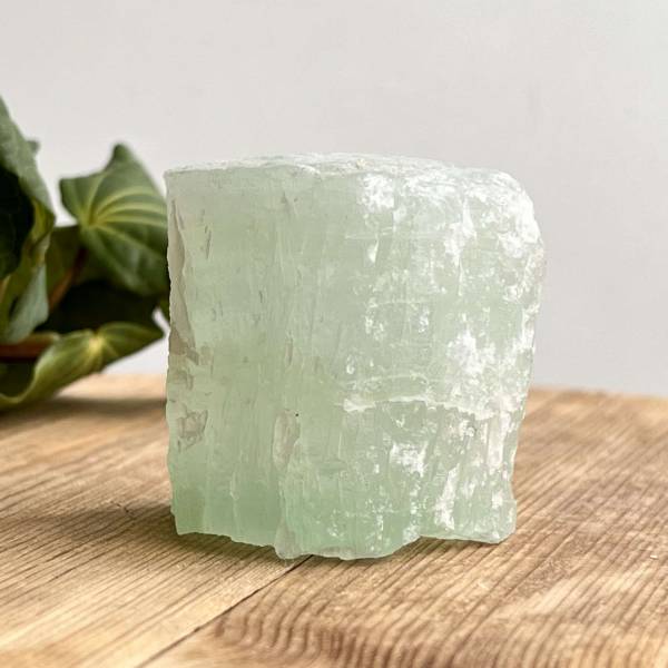 Pistachio calcite - Image 3