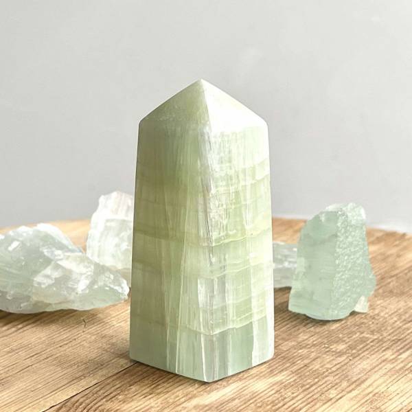 Pistachio calcite obelisk