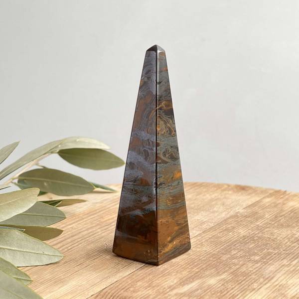 Tiger iron obelisk - Image 4