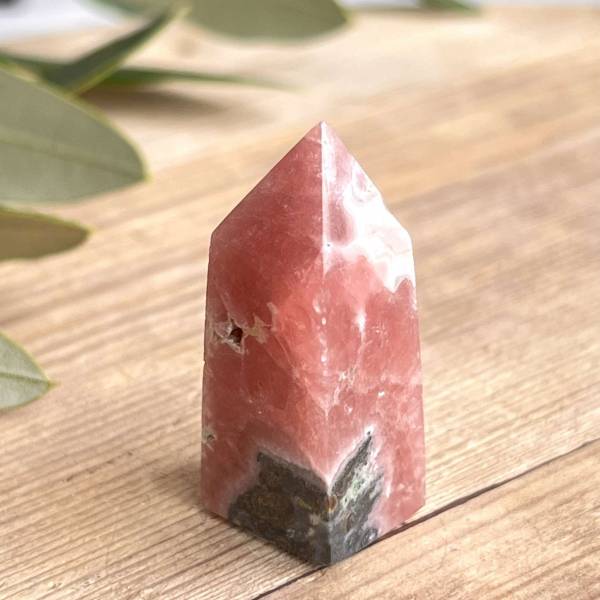 Rhodochrosite obelisk - Image 4