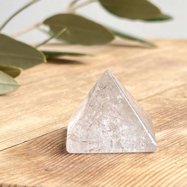 Quartz pyramid - Image 6