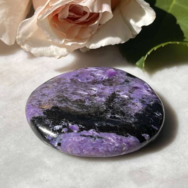 Charoite palmstone