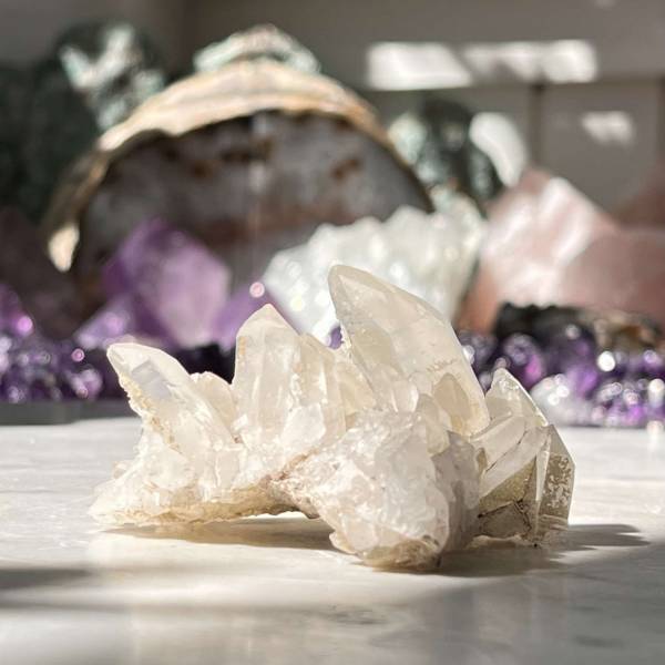 Quartz cluster