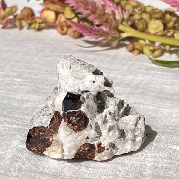 Spessartine garnet with mica - Image 2