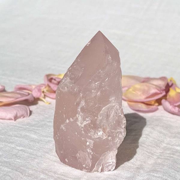 Rose quartz - part polished - Image 3