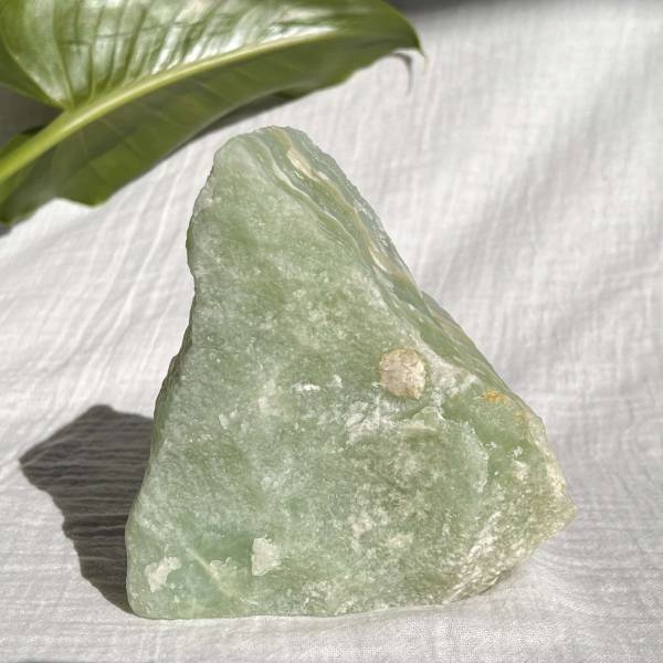 Pistachio calcite - Image 4