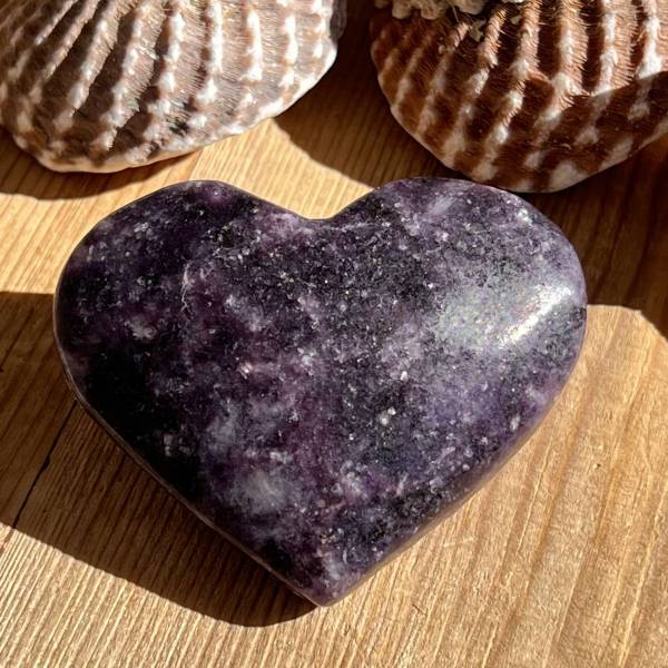 Lepidolite heart - Image 3