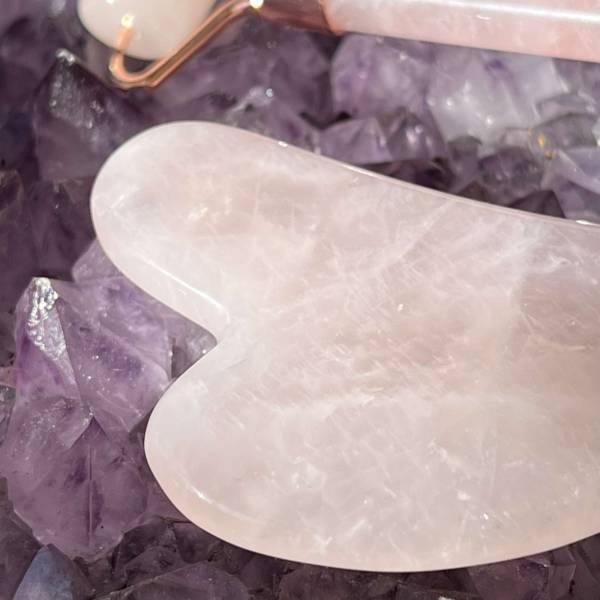 Rose quartz facial massage set - Image 4