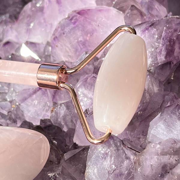 Rose quartz facial massage set - Image 3