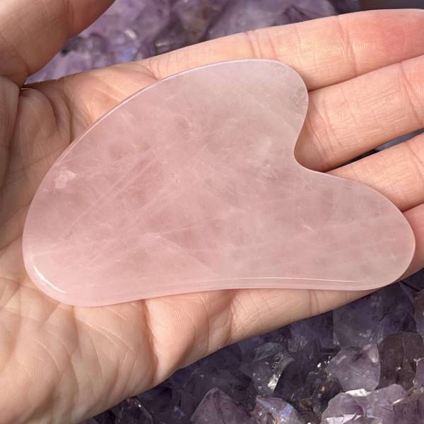Rose quartz gua sha - Image 2