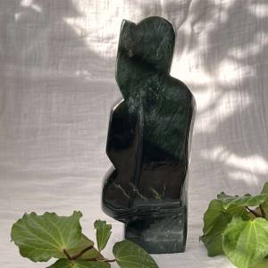 Jade freeform, dark green natural shape bit like an Easter Island statue