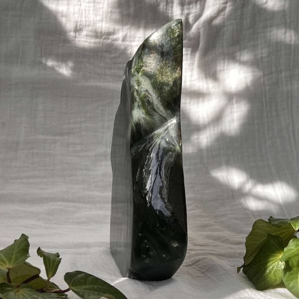 Jade freeform - Image 4
