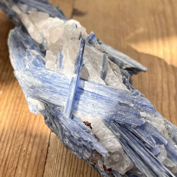 Blue kyanite in quartz