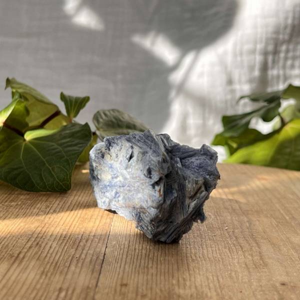 Blue kyanite - Image 5