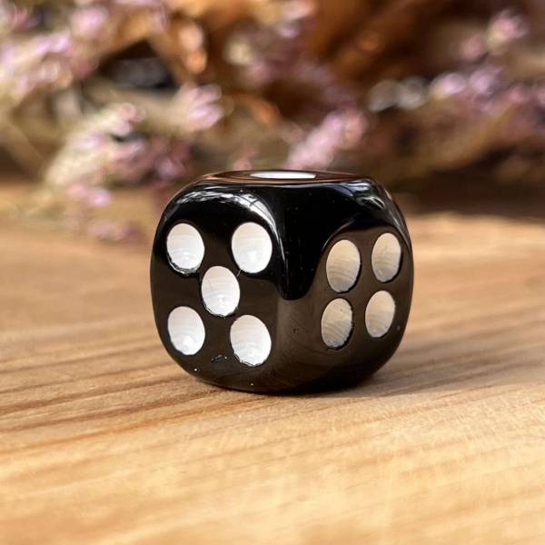 Obsidian dice