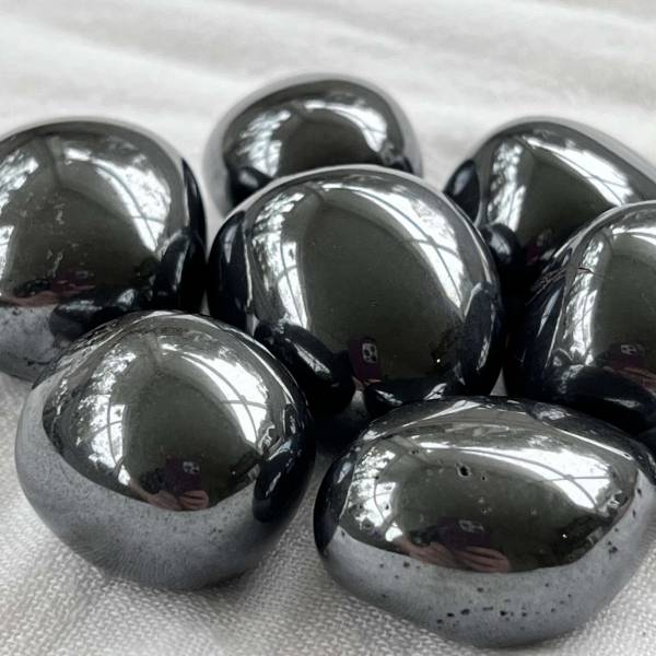 hematite tumblestones