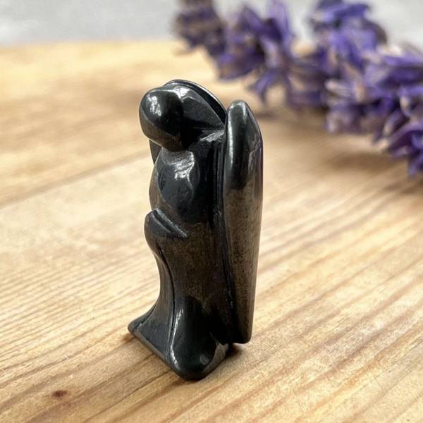 Hematite angel - Image 2