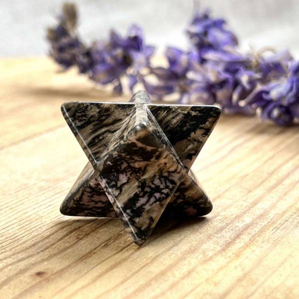 Rhodonite merkaba - Image 4