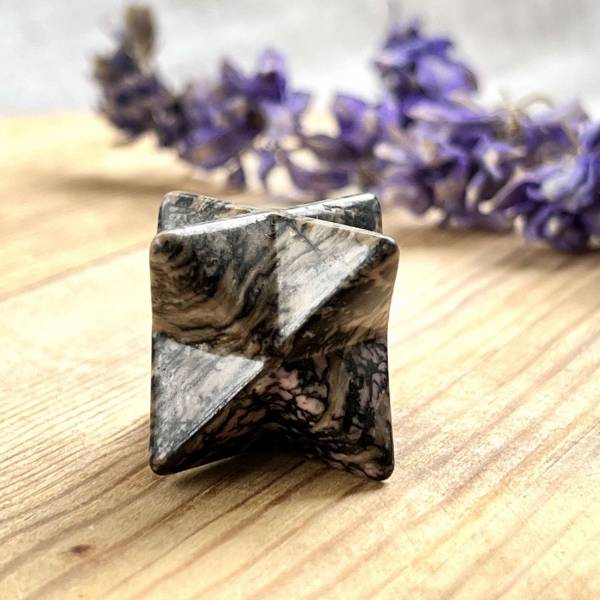 Rhodonite merkaba - Image 3
