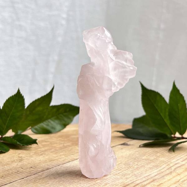 Rose quartz angel - Image 3