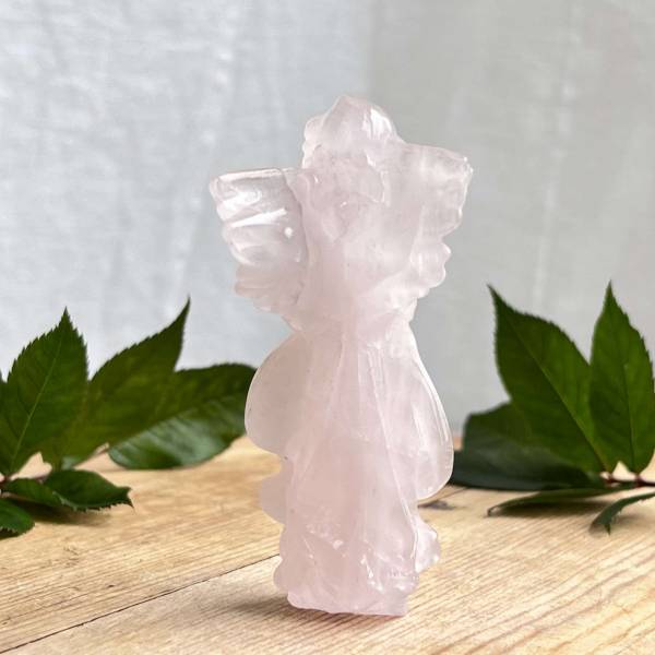Rose quartz angel - Image 4
