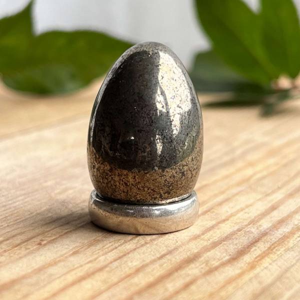 Iron pyrite egg