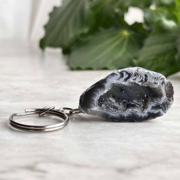 Agate geode keyring