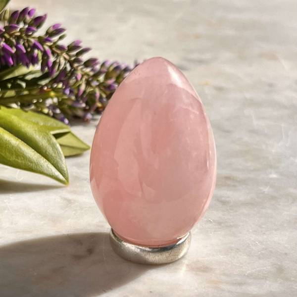 Rose quartz egg - Image 4