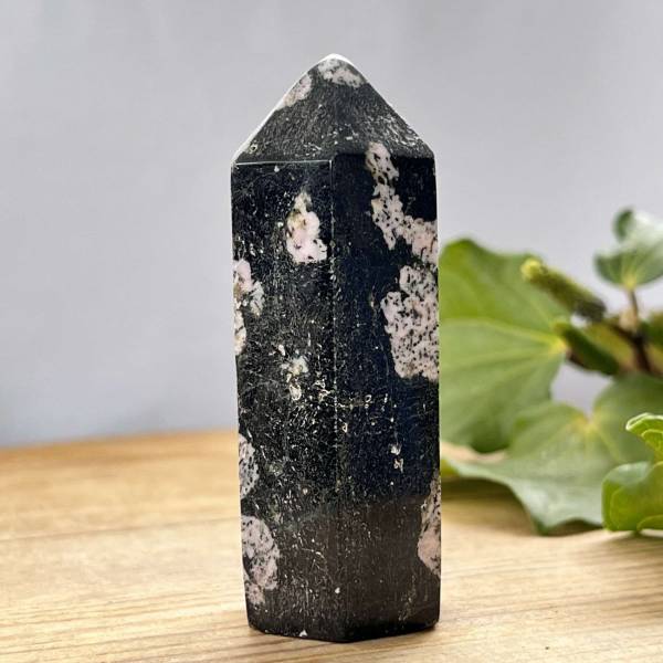 Luxullianite tower - Image 4