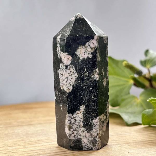 Luxullianite tower - Image 3