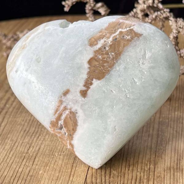 Caribbean calcite heart - Image 3