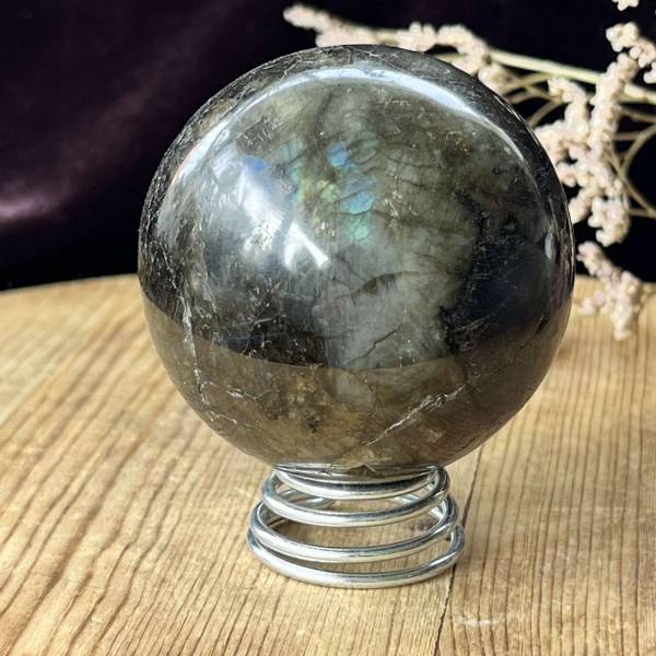 Labradorite sphere - Image 4