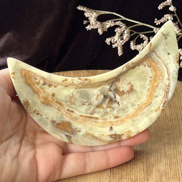 Calcite moon dish - Image 3
