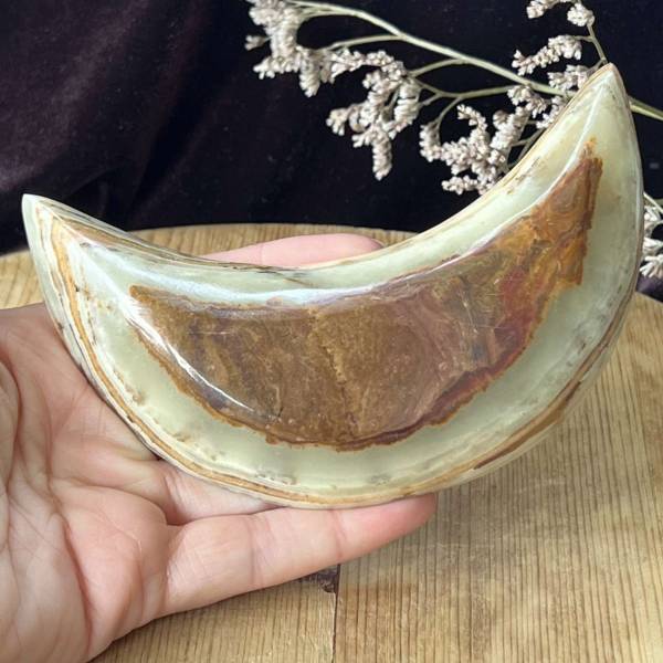 Calcite moon dish - Image 5