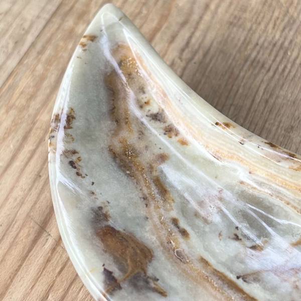 Calcite moon dish - Image 4