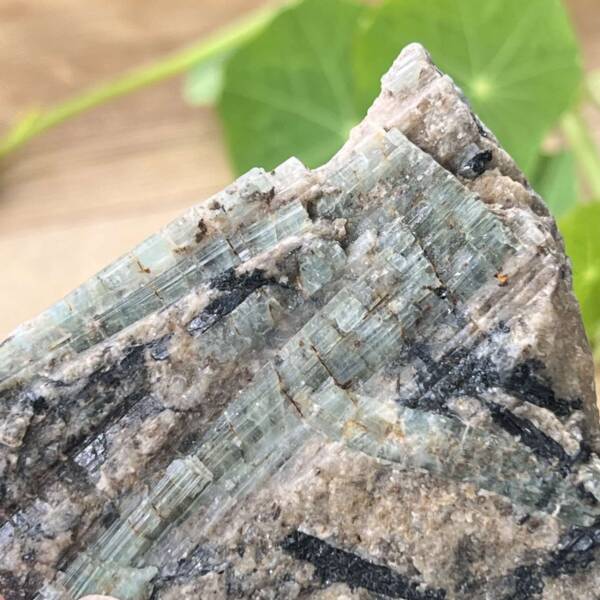 Emerald with tourmaline - Image 4