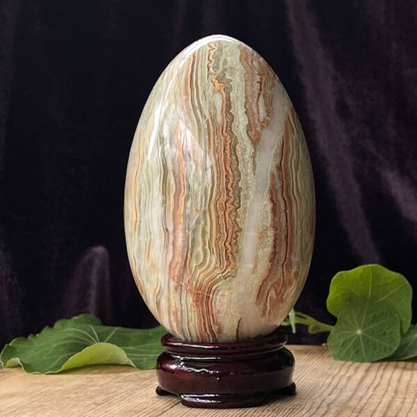 Banded calcite egg - Image 3