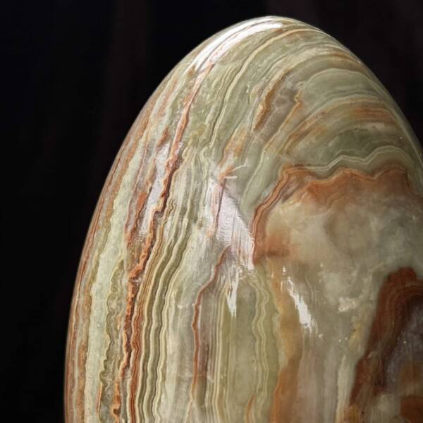 Banded calcite egg - Image 5