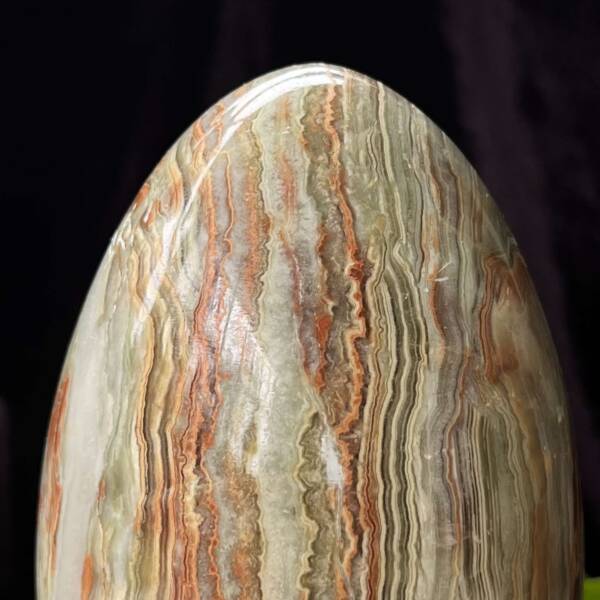 Banded calcite egg - Image 2