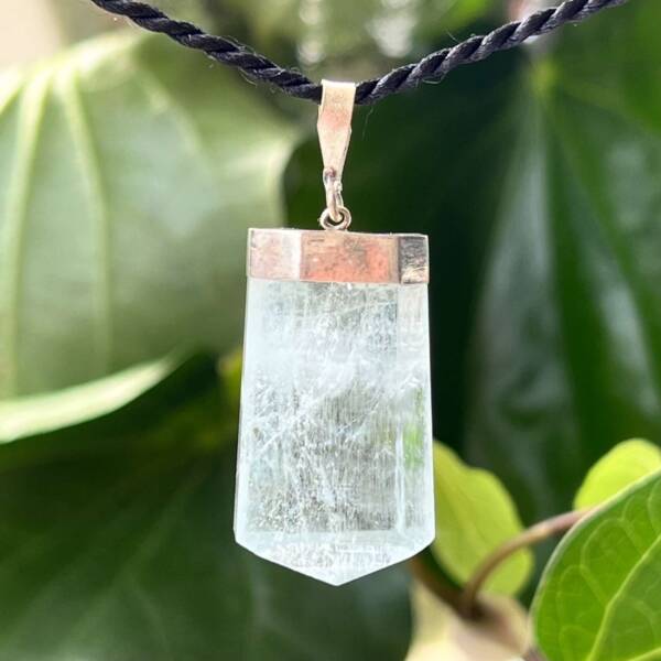 Aquamarine pendant