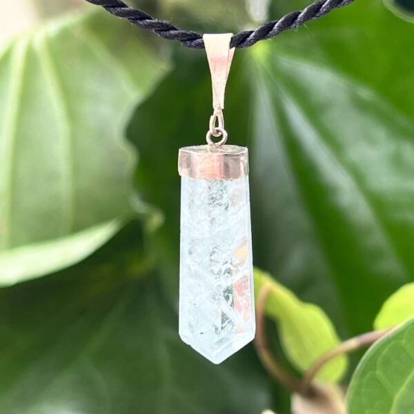 Aquamarine pendant