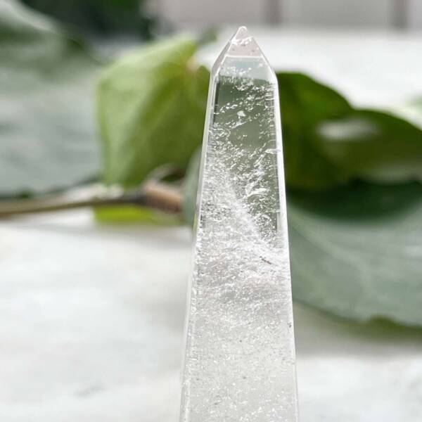 Quartz obelisk - Image 2
