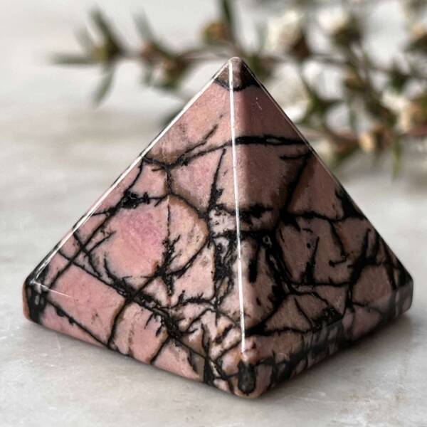 Rhodonite pyramid - Image 5