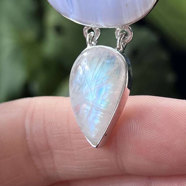 Blue lace agate, moonstone and tanzanite pendant - Image 3